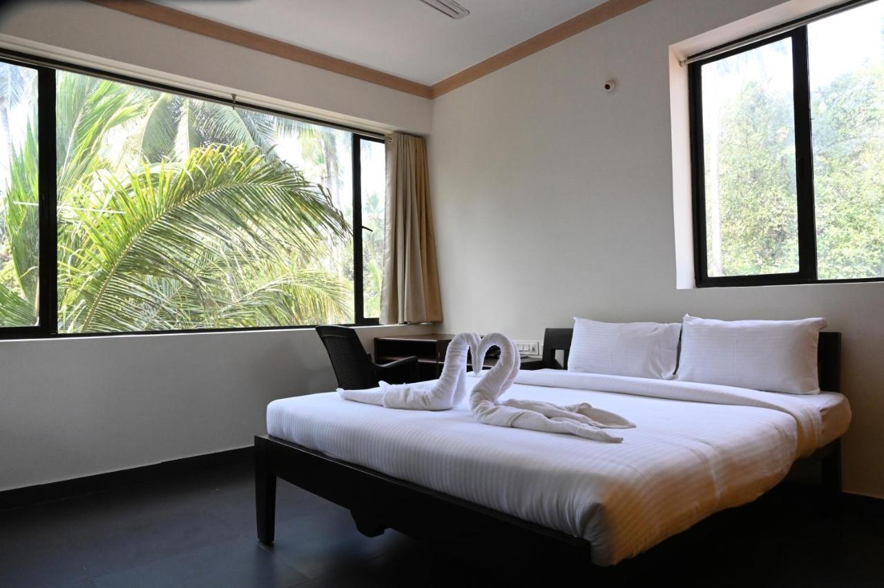 Resort De Goa Калангут Экстерьер фото